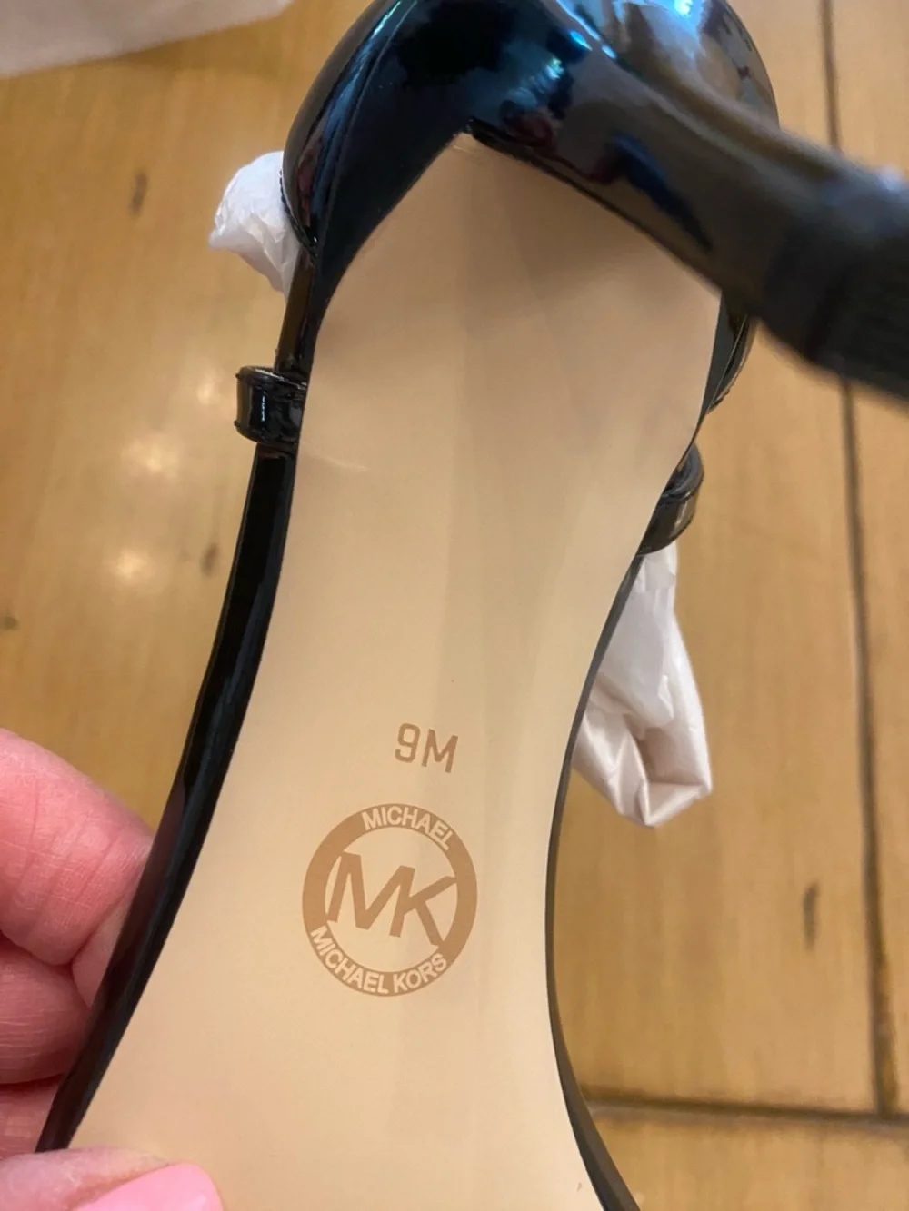 Michael Kors Women  Black Patent Ankle Strap Simone Mid Heel Stiletto New Size 9 - Picture 4 of 10